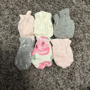 Baby mittens